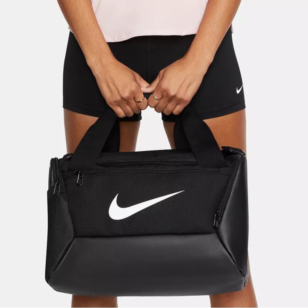 Nike Brasilia 9.5 Extra Small Training Duffel Bag